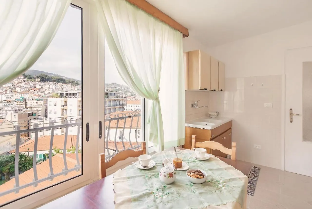 산레모 Dimora Bellavista,Garage Privato,Due Piani 아파트